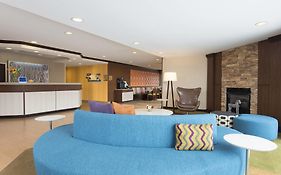 Fairfield Inn And Suites By Marriott Chicago St. Charles